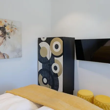 Lägenhet Apartment-5